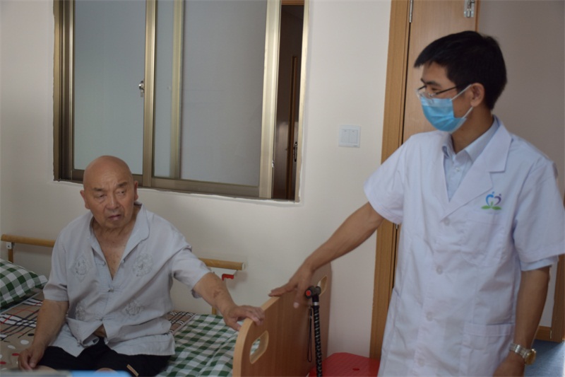 肇庆有品质的老人护理及医疗服务推荐-护理中心疗养