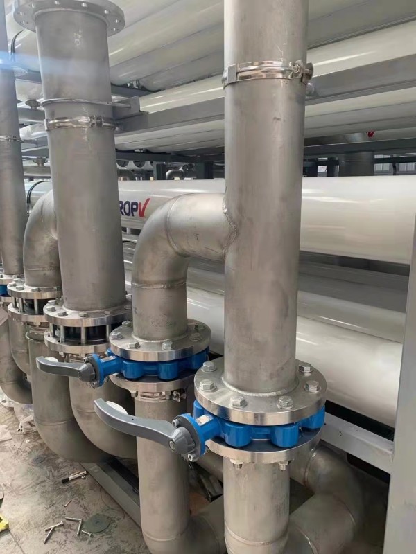 200T/H反渗透设备预处理施工 新疆奎屯高盐碱水质改造