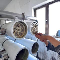 反渗透设备老旧膜壳拆卸与前期清理作业