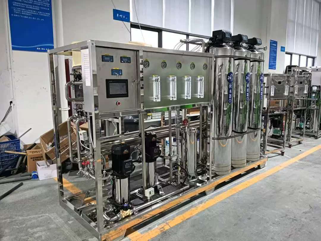 工业反渗透设备车间组装实景 工业反渗透设备车间组装实景